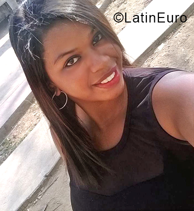 Date this delightful Venezuela girl Leidy from Caracas VE3962