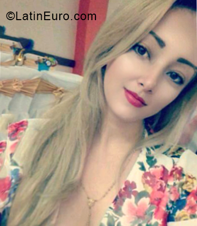 Date this exotic Ecuador girl Alexa from Esmeraldas EC322