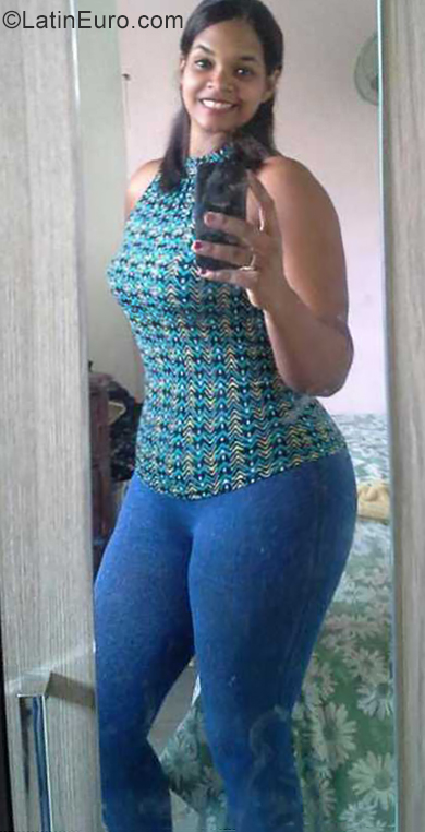 Date this delightful Dominican Republic girl Ivette from Santo Domingo DO34687