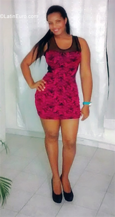 Date this young Colombia girl Marian from Cali CO25315