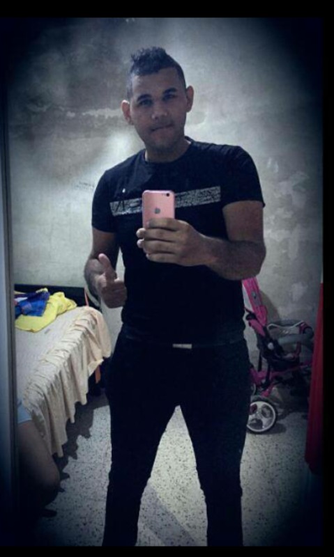 Date this foxy Colombia man Alberto from Barranquilla CO25355