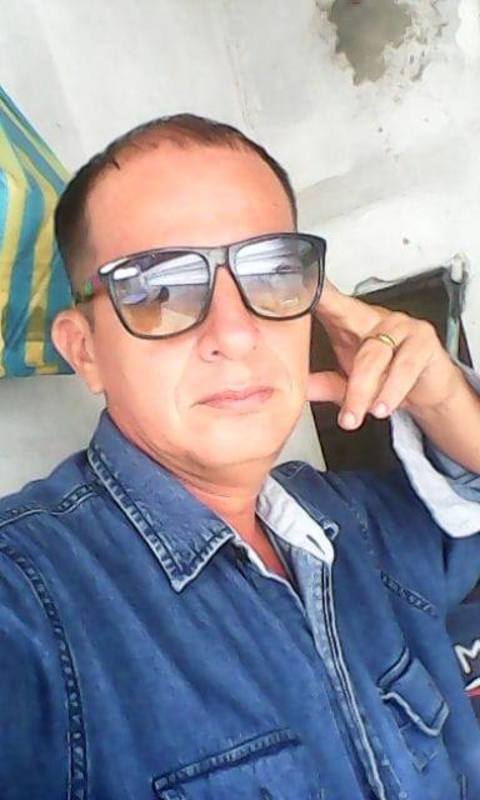 Date this funny Ecuador man Jorge luis from Guayaquil EC328