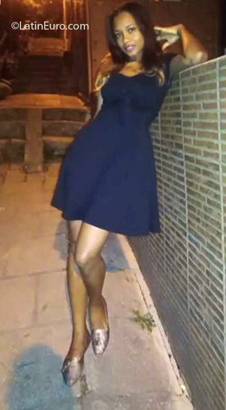 Date this passionate Colombia girl Nore from Medellin CO25561