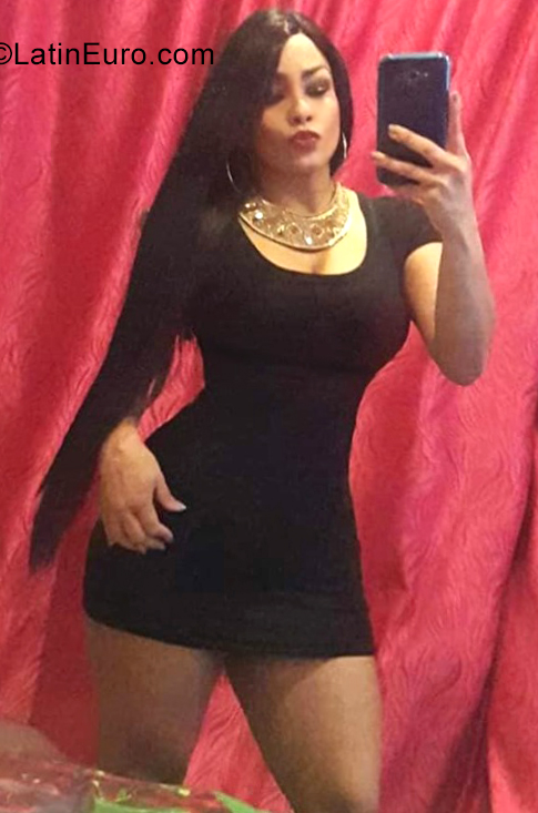 Date this voluptuous Colombia girl SuperSay from Bogota CO25618