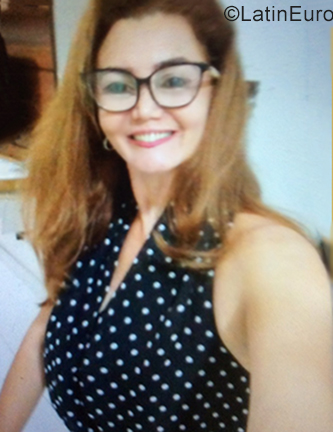 Date this delightful Brazil girl Brasilian from Belem BR10868