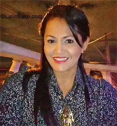 Date this tall Colombia girl Fabiola from Barrancabermeja CO25738