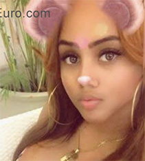 Date this happy Dominican Republic girl Carla from Santo Domingo DO35419