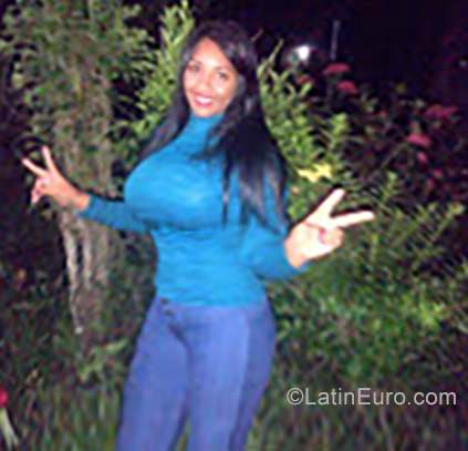 Date this funny Venezuela girl Geraldine from Caracas VE2537