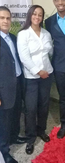 Date this georgeous Dominican Republic girl Damaris from Moca DO35523