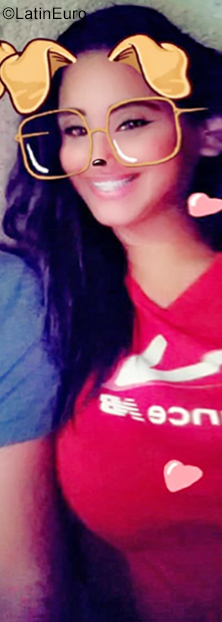 Date this sultry Venezuela girl Yornia from Miranda VE2581