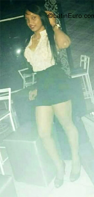 Date this tall Dominican Republic girl Eridania from Santiago DO35709