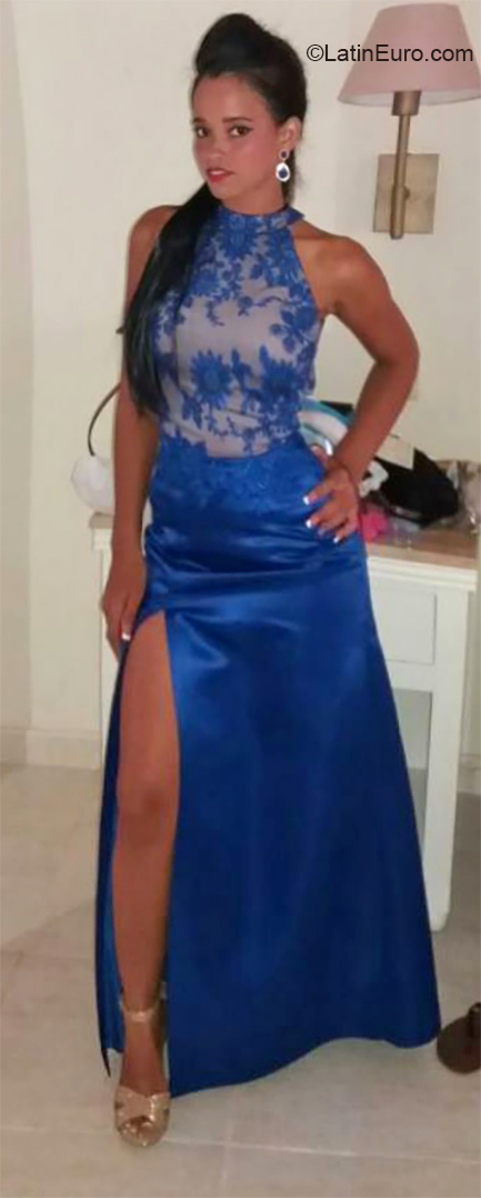 Date this cute Dominican Republic girl Niky from Santo Domingo DO35764