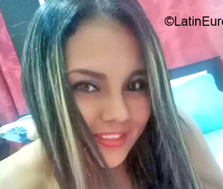 Date this delightful Colombia girl Zarai from Tulua CO25936