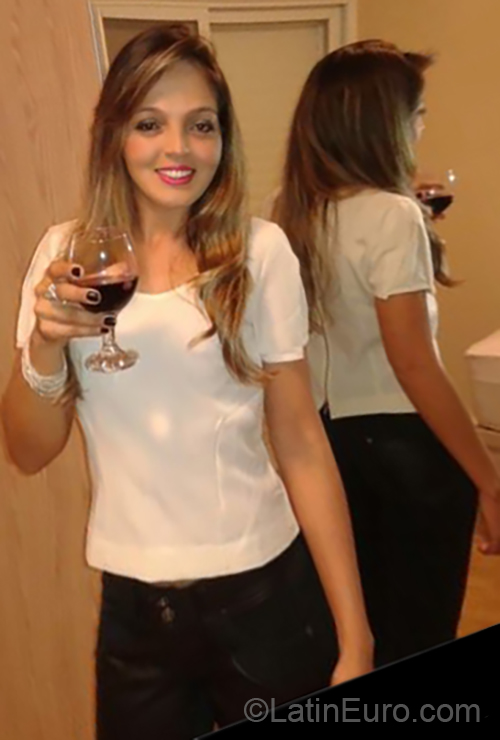 Date this hot Brazil girl Sabrina from Braganca Paulista BR10913