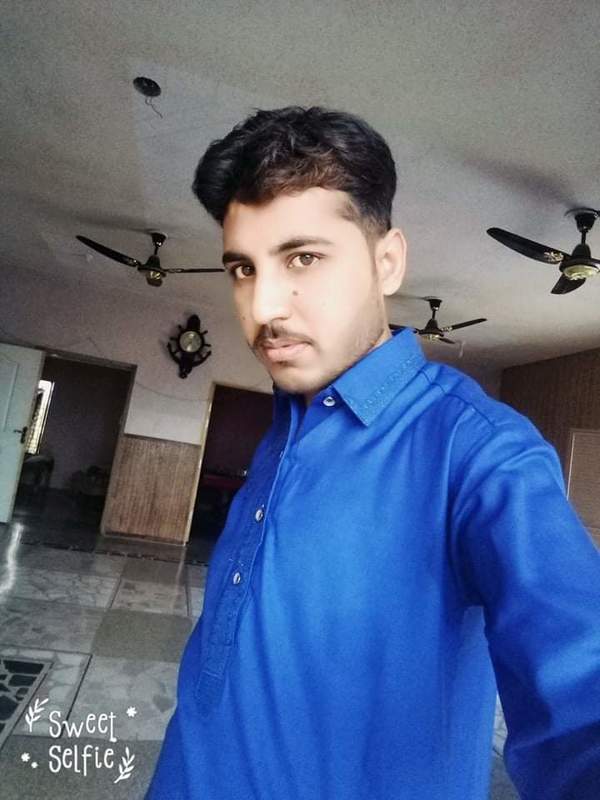 Date this foxy Pakistan man Waqr from Pakistan PK216