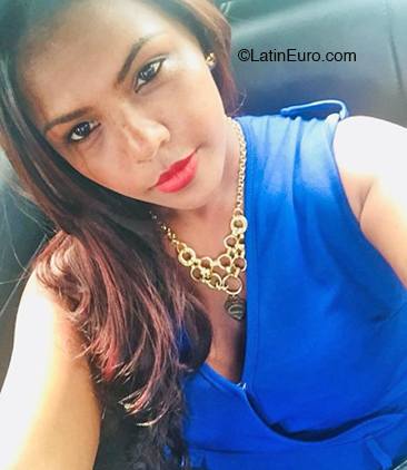 Date this lovely Dominican Republic girl Ana from Santo Domingo DO36065