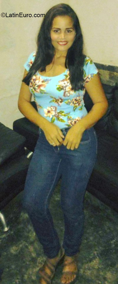 Date this good-looking Venezuela girl Jaki from Maturin VE2710