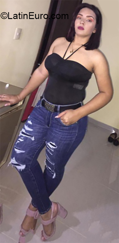 Date this pretty Dominican Republic girl Dilena from Nagua DO36212