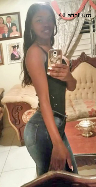 Date this attractive Dominican Republic girl Marisol from Santo Domingo DO36216