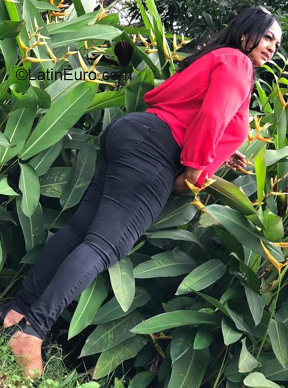 Date this stunning Dominican Republic girl Maritza from Puerto Plata DO36274