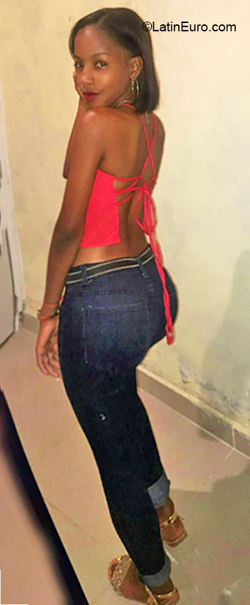 Date this delightful Dominican Republic girl Luisa from El Seibo DO36376