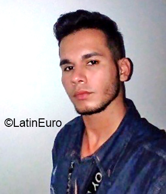 Date this pretty Colombia man Jose from Bogota CO26312