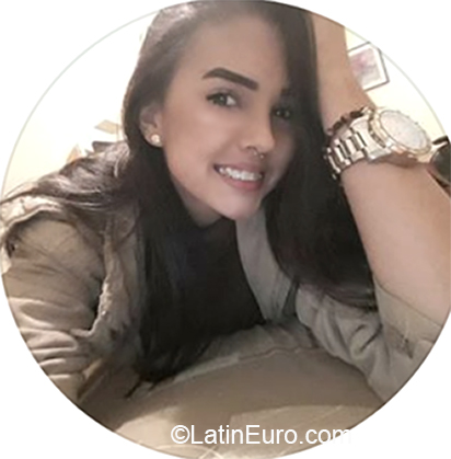 Date this good-looking Venezuela girl Consta from  VE3653