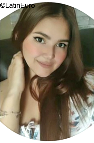 Date this young Venezuela girl Genesis from Barquisimeto VE2839