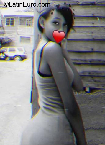 Date this hot Dominican Republic girl Mela from San Francisco de Macoris DO36926