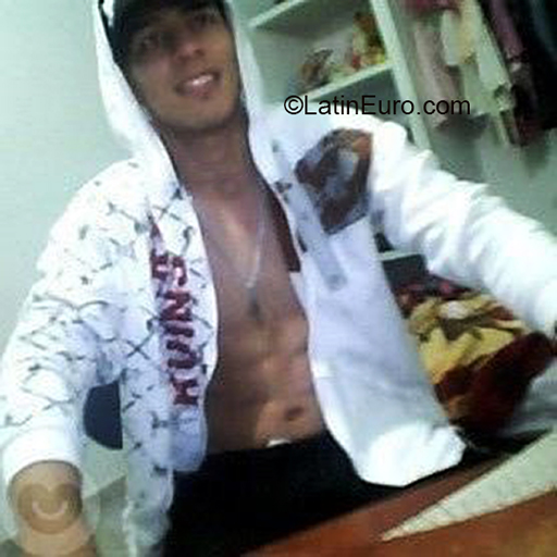 Date this exotic Venezuela man Jose from Caracas VE2862