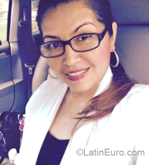 Date this cute United States girl Letty from Houston US20585