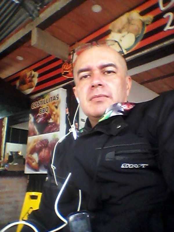 Date this nice looking Colombia man OMAR from Cucuta CO26632