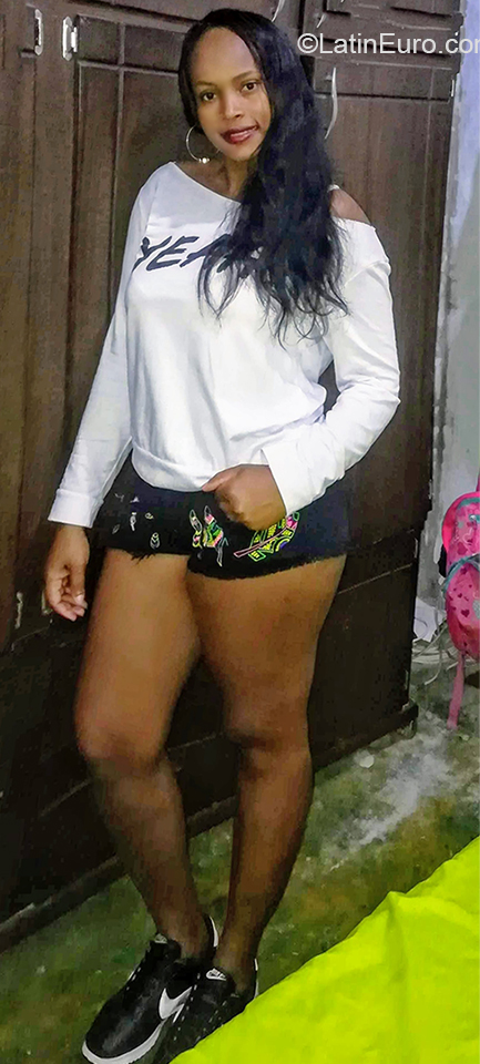 Date this tall Colombia girl Sami from Quibdo CO26783