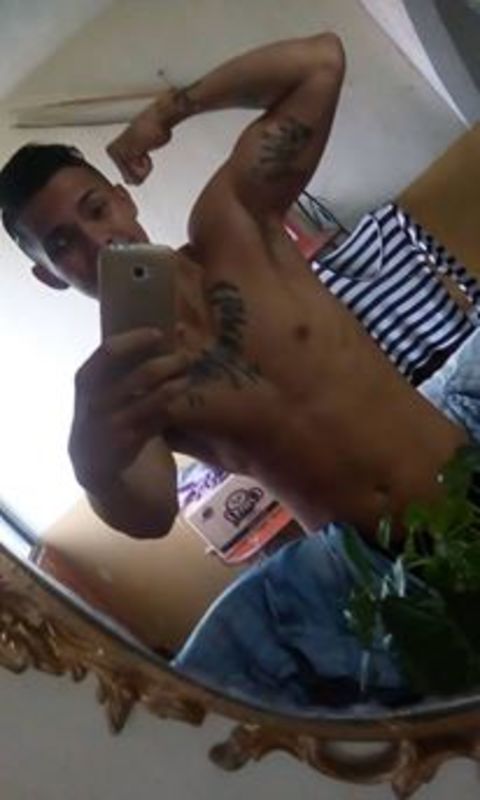 Date this attractive Venezuela man YEIISON from Barinas VE2993