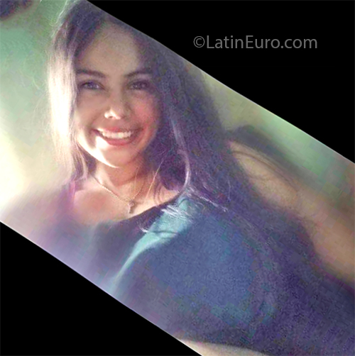 Date this stunning Argentina girl Maddy from Buenos Aires AR346