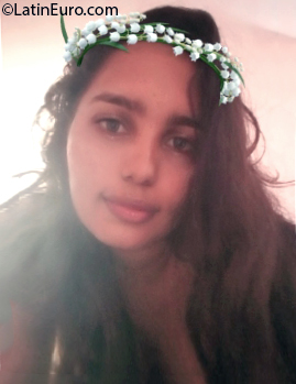 Date this voluptuous Colombia girl Keren from Cartagena CO26941