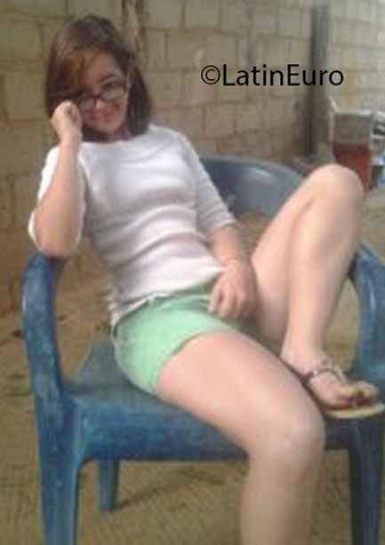 Date this charming Venezuela girl Angela from Maracaibo VE3041