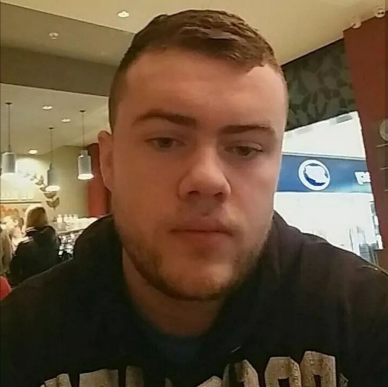 Date this gorgeous United Kingdom man Aaron from Belfast GB1015