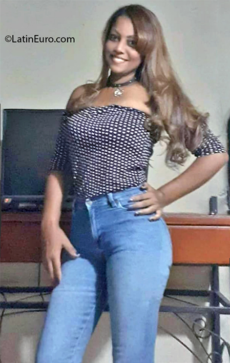 Date this tall Venezuela girl Yoleidia from Maturin VE3083