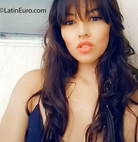 Date this young Colombia girl Alexa from Pereira CO27052