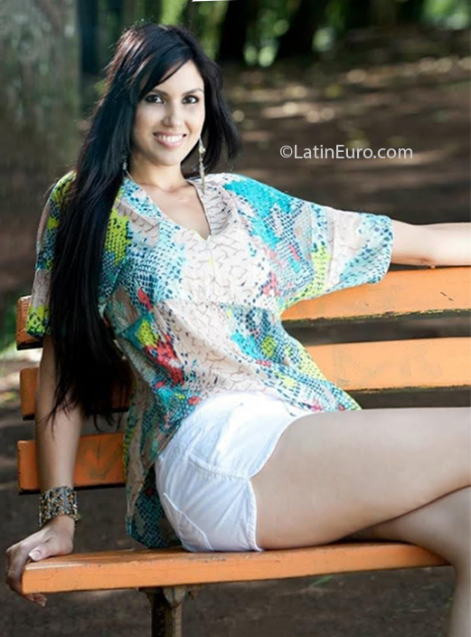 Date this beautiful Brazil girl Cristiane from Prudentopolis BR11288