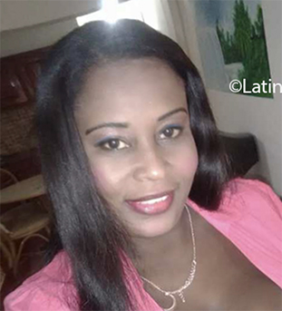 Date this hot Dominican Republic girl Francis from Santo Domingo DO39538