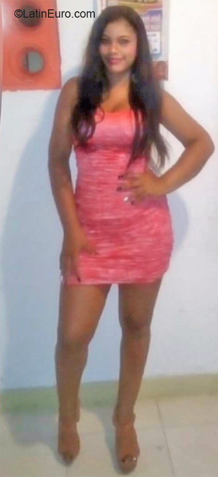 Date this voluptuous Colombia girl Liceth from Cartagena CO27532