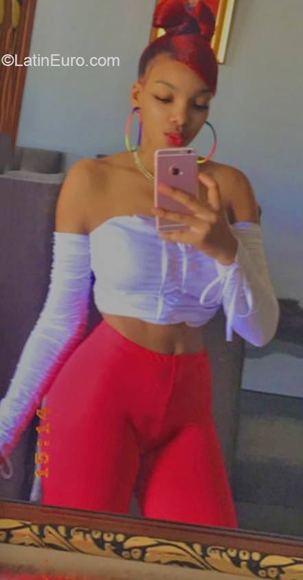 Date this delightful Dominican Republic girl Yafreisy from Santo Domingo DO38334