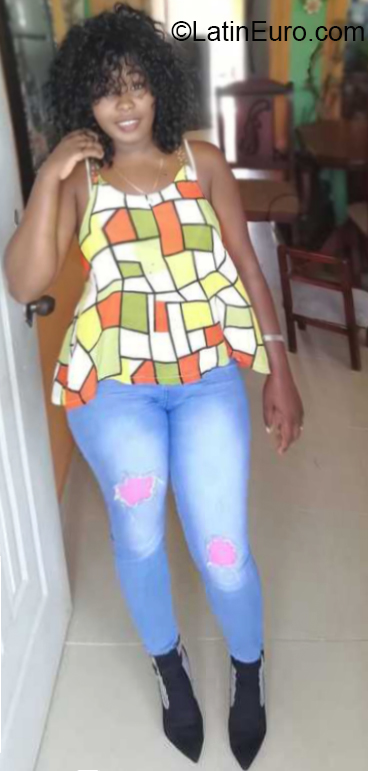 Date this sensual Dominican Republic girl Yuleisy from San Pedro De Macoris DO38371