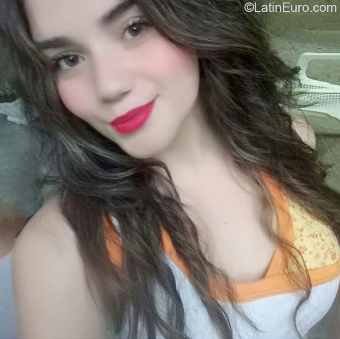 Date this good-looking Venezuela girl Yasmin from Trujillo VE3313