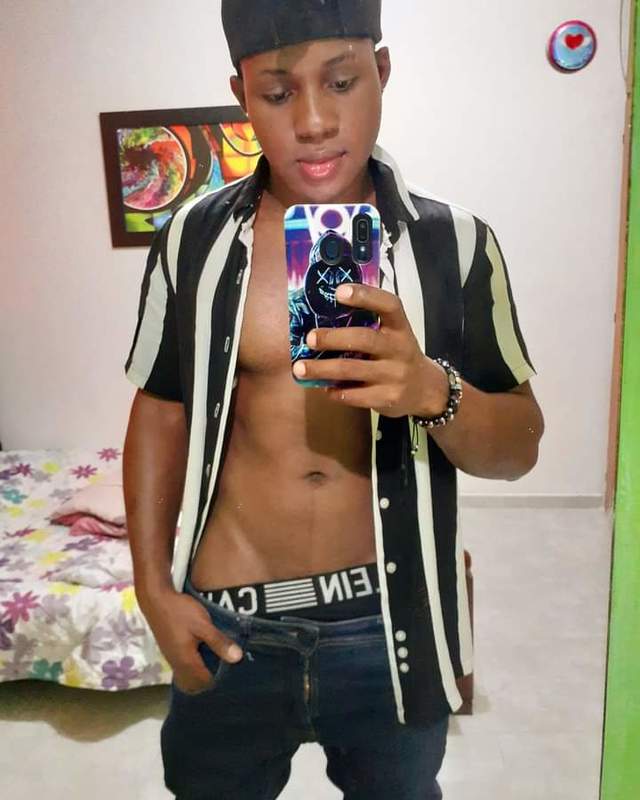 Date this pretty Colombia man Andy palacios from Medellin CO27912