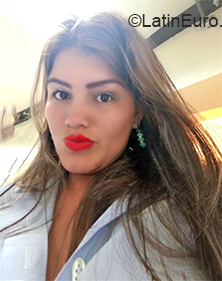 Date this foxy Colombia girl Lorena from Bogota CO27999