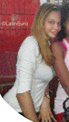 Date this sultry Dominican Republic girl Carla from San Francisco de Marcoris DO38458