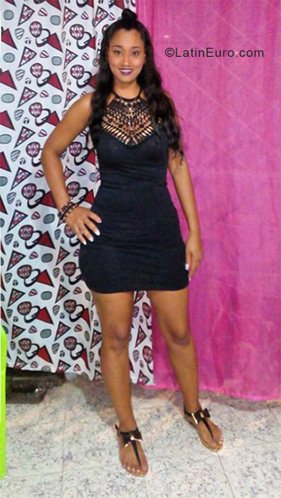 Date this fun Colombia girl Lady yohanna from Cali CO28084